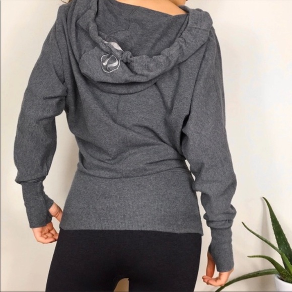 Lululemon Flashback Pullover Hoodie Logo Yoga Casual Athletic Gray Size 4 - Picture 3 of 3
